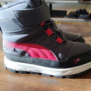 Puma Kids Boots - Gray and Red